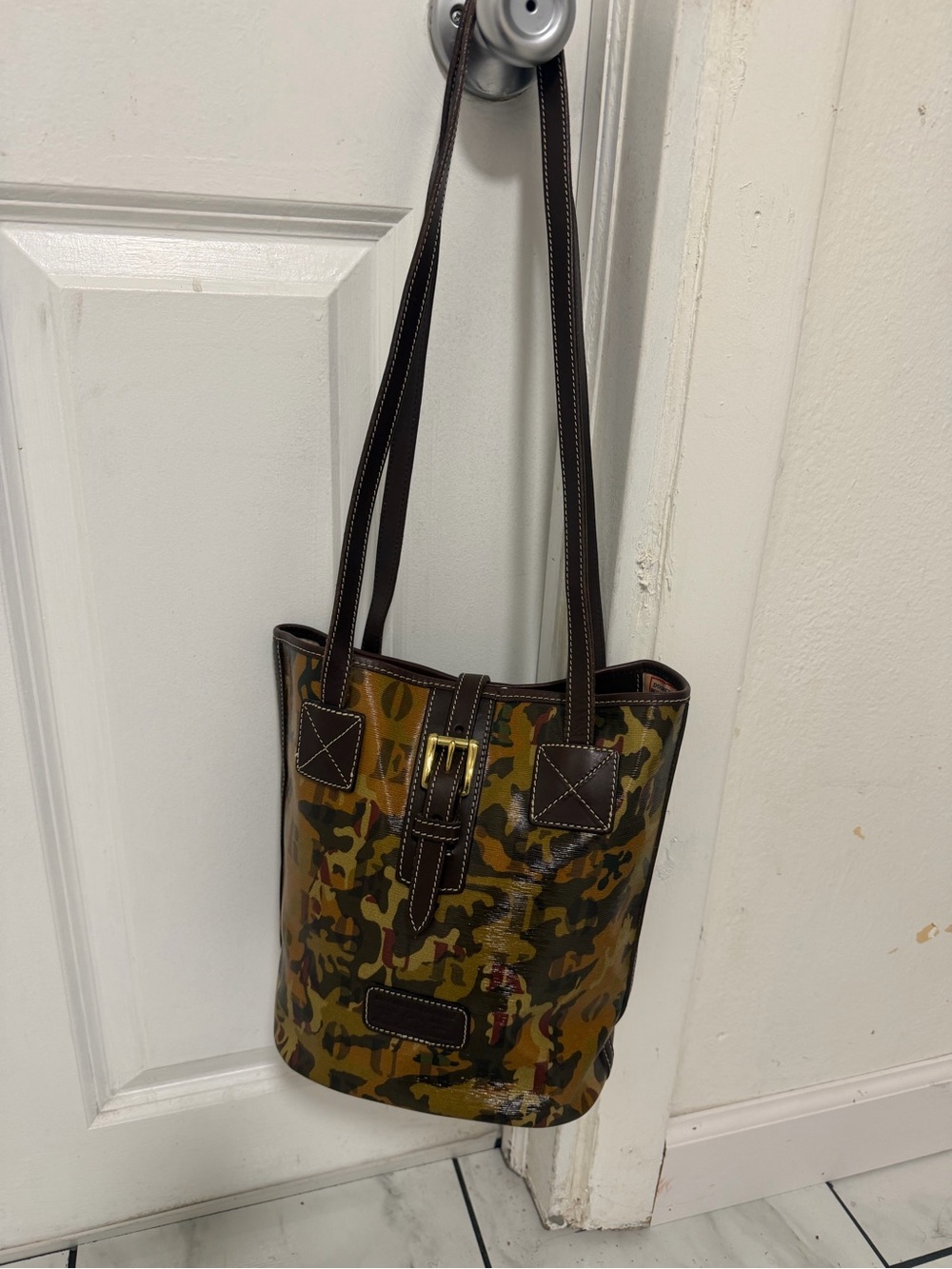 Dooney & Bourke Shoulder Bag